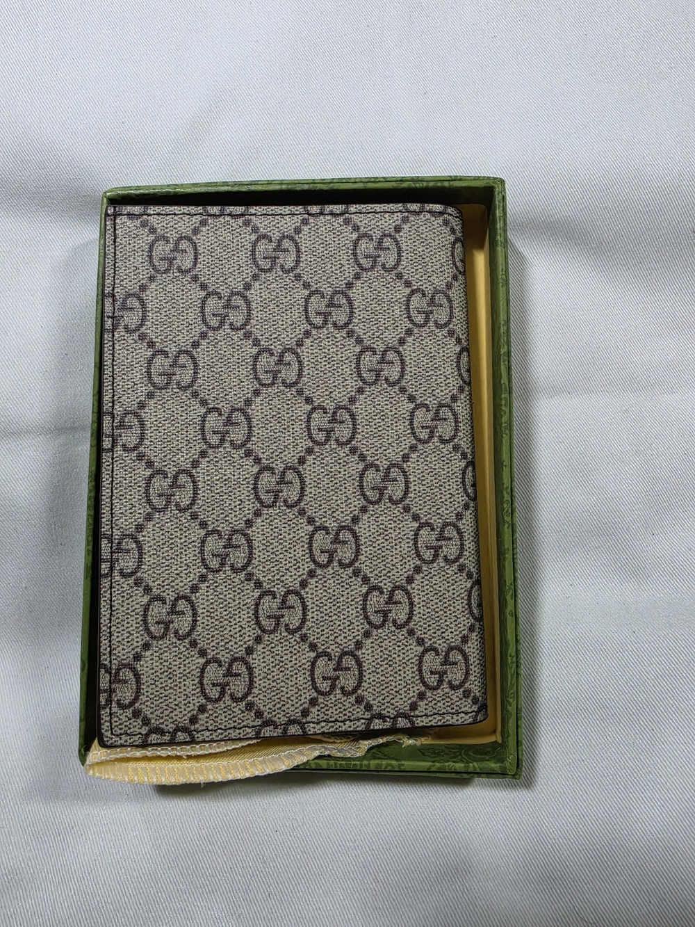 Passport/Card Case with Gold Accent - Picture 3 of 3